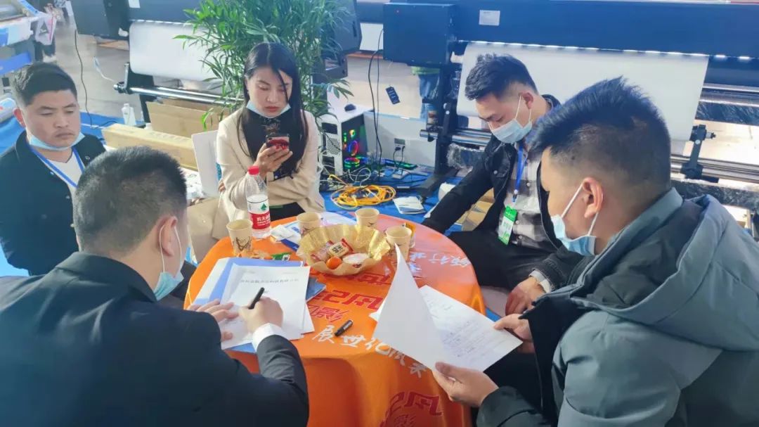 卓達科技貴州廣告展會盛況！攜旗下機型驚艷大眾！(圖8)
