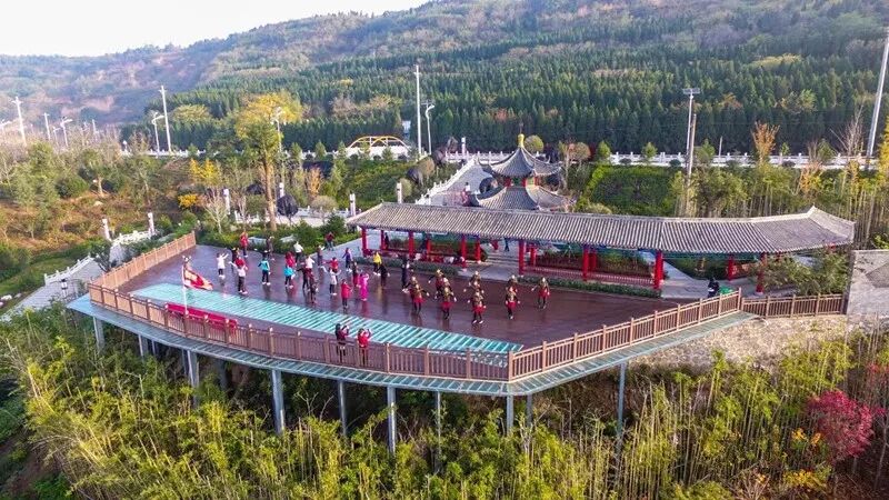 “秋老虎”来了，纳凉+美食都给你安排好了~