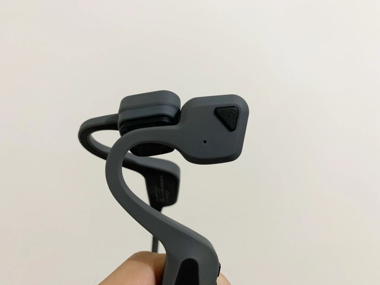 传统入耳式耳机该换啦，南卡黑科技骨传导耳机发布