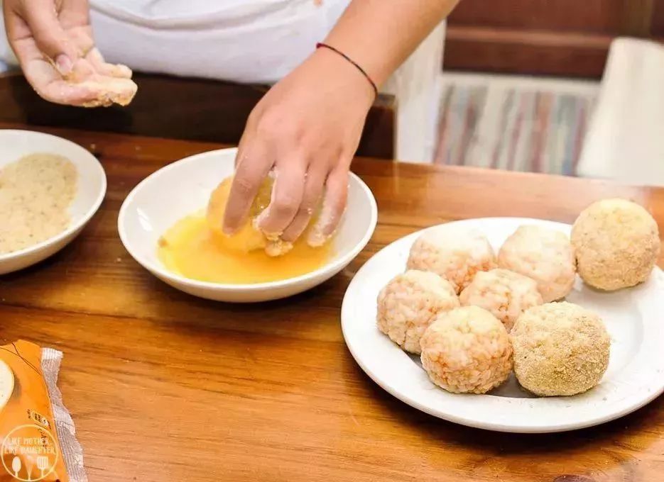 炒饭这么做，从此忘掉蛋炒饭！让炒饭好吃到爆炸的秘诀在这里…