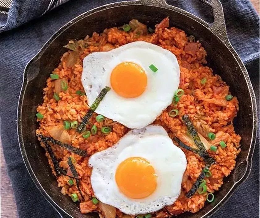 炒饭这么做，从此忘掉蛋炒饭！让炒饭好吃到爆炸的秘诀在这里…