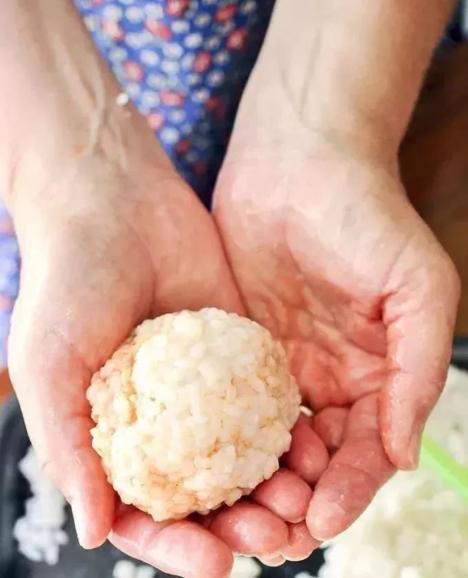 炒饭这么做，从此忘掉蛋炒饭！让炒饭好吃到爆炸的秘诀在这里…