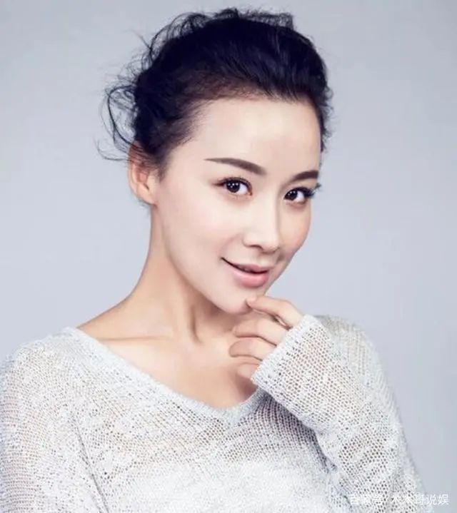 姚芊羽主演的电视剧 当红女星姚芊羽：与母亲都是单身，母女互相牵挂婚事