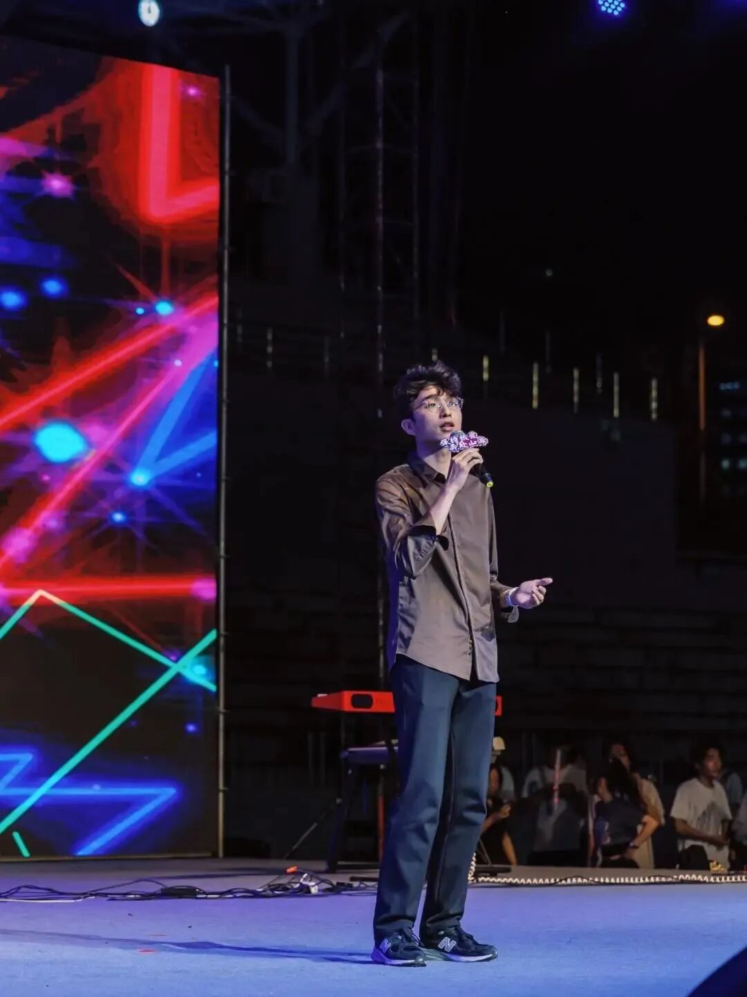 歌曲巴比龙谁唱的_歌曲巴比龙蔡徐坤_巴比龙歌曲