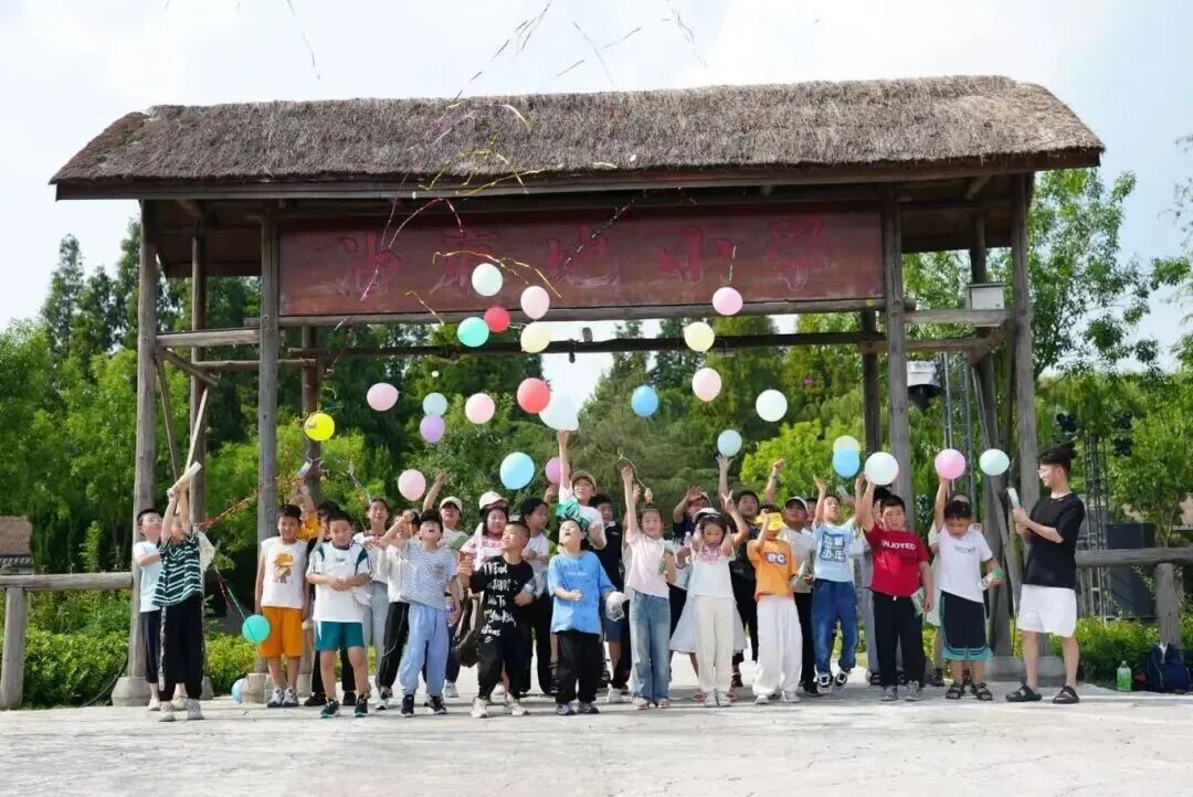 d899c877d649a0adb346230004244a64.jpg