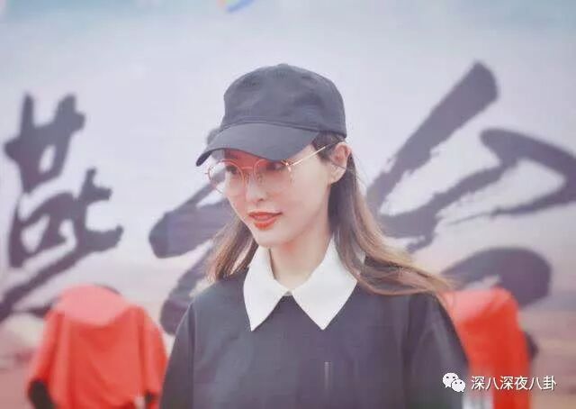 



唐嫣怀孕了？不会是要学ab在剧组安胎抠图吧……
