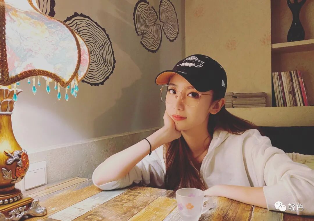 【美女】御姐气质的NBA女主播，长相甜美清纯动人（组图） - 26