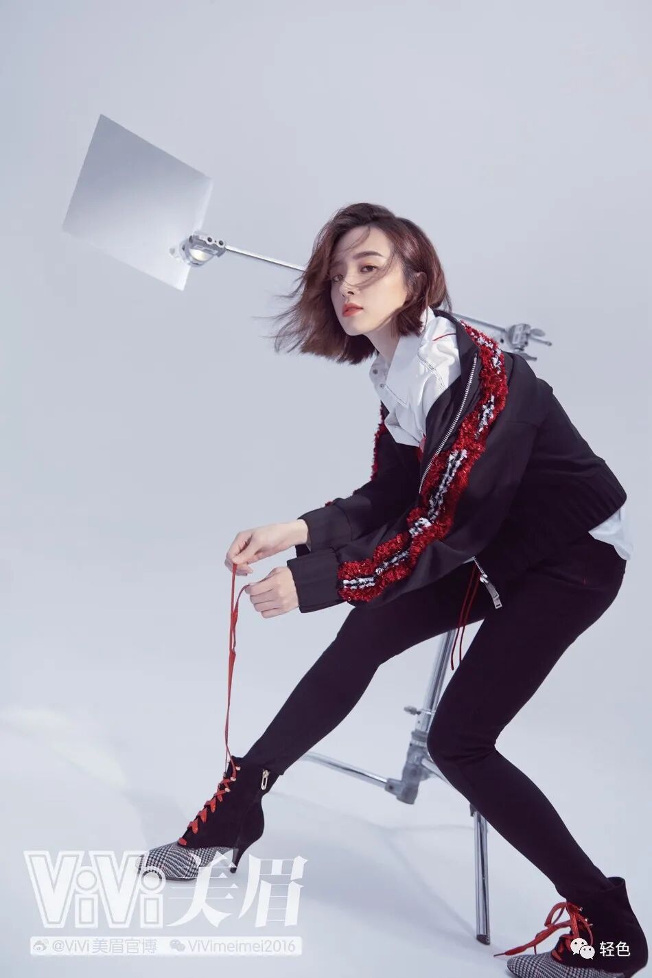 【美女】前凸后翘事业线深邃，这穿衣尺度也太大了（组图） - 21