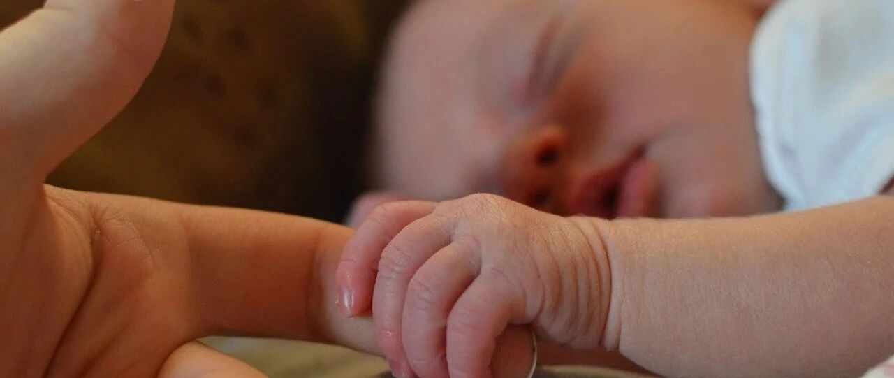 堵奶了，让老公吸和让宝宝吸有什么区别？