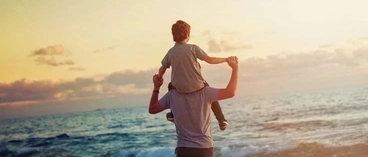 哭上热搜的爸爸，揭开无数家庭最痛伤疤：击溃一对父母，缺一次钱就够了