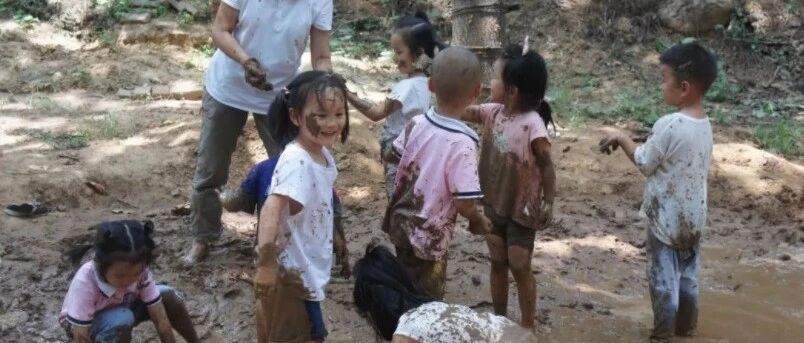 我滴个乖乖呦~孩子玩土也会生病？不是鼓励亲近大自然吗？