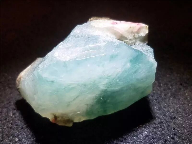 “论玉必论底”——翡翠的“底”是指什么？！