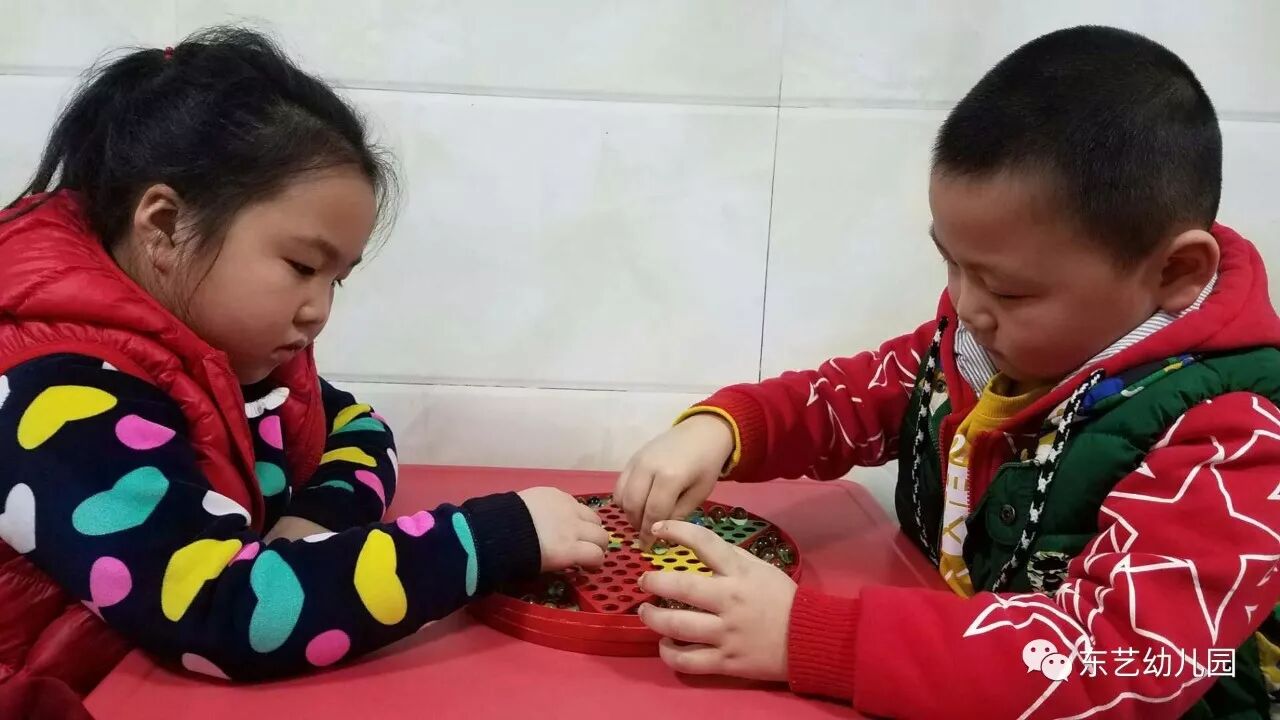 跳棋的正确玩法_玩法正确跳棋怎么玩_跳棋如何玩儿