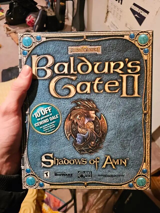 Found my dad's box set of Baldurs Gate 2: Shadows of Amin. : r/baldursgate
