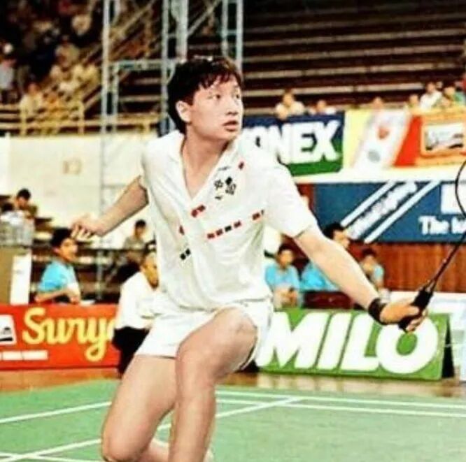 历史上的今天 石宇奇被外媒批 违反体育道德 爱羽客羽毛球网微信公众号文章