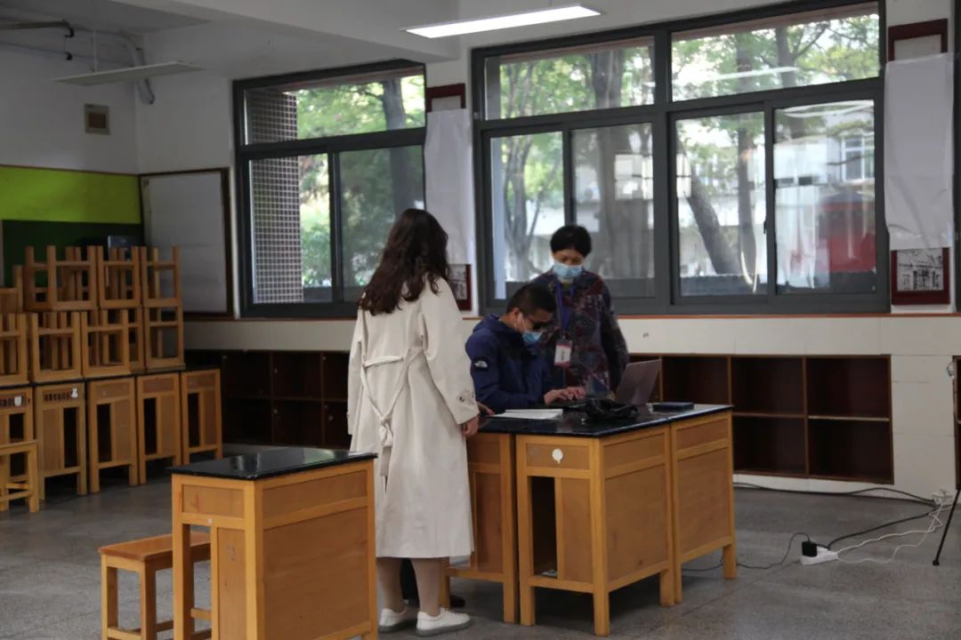 80余万条提醒短信 1077名特殊考生——江苏“史上最艰难”成人高考顺利结束(图11) 图片