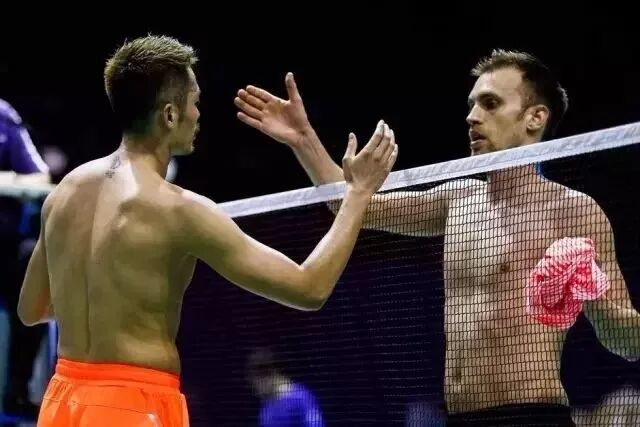 打羽毛球能瘦哪些部位_羽毛球可以瘦全身吗_羽毛球可以瘦哪些地方