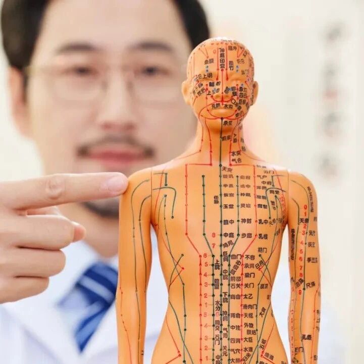 经络养生:女人的美丽"敲"经可得!养生最好的方式!