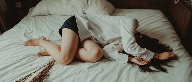 睡觉时身体为何突然抖一下？知道答案吓一跳！