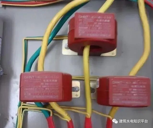 电流互感器的原理和接线图的图1