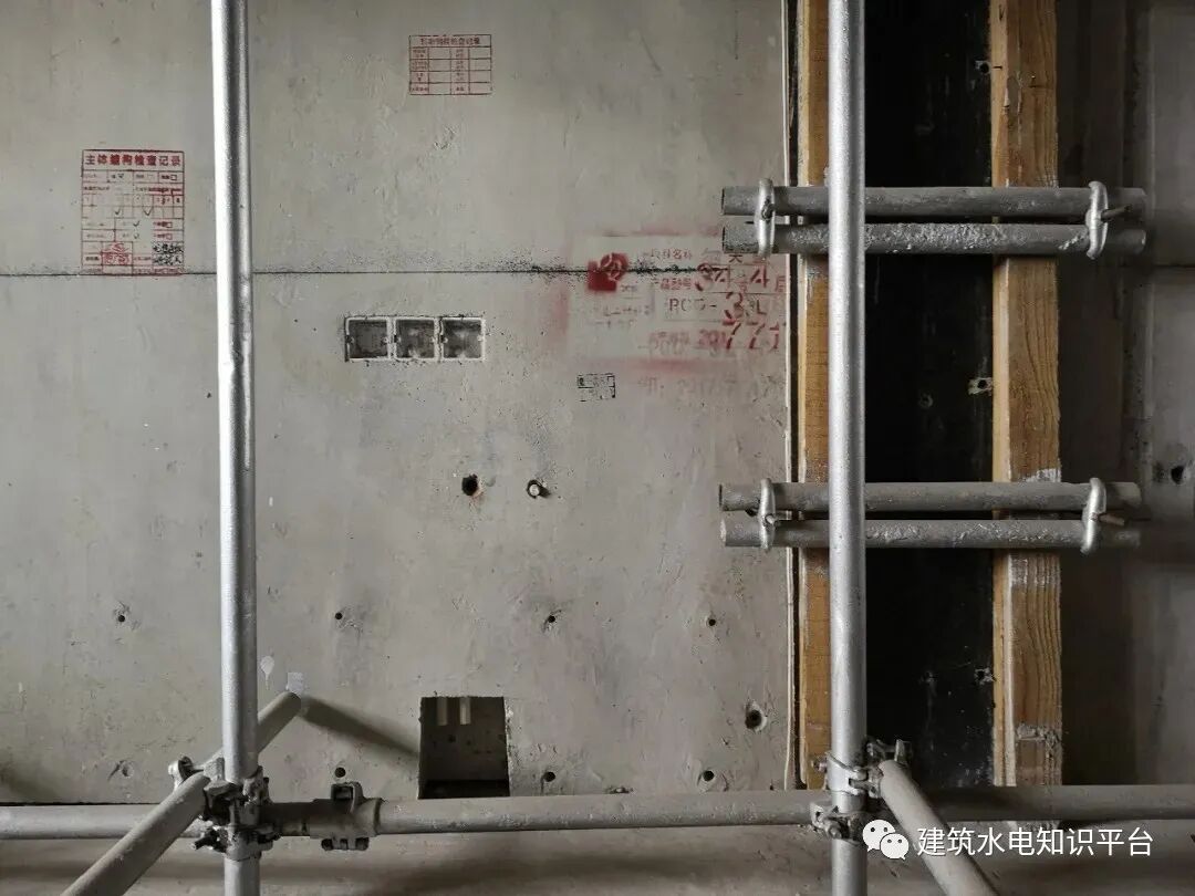 【装配式】机电安装与PC墙现场施工图的图13