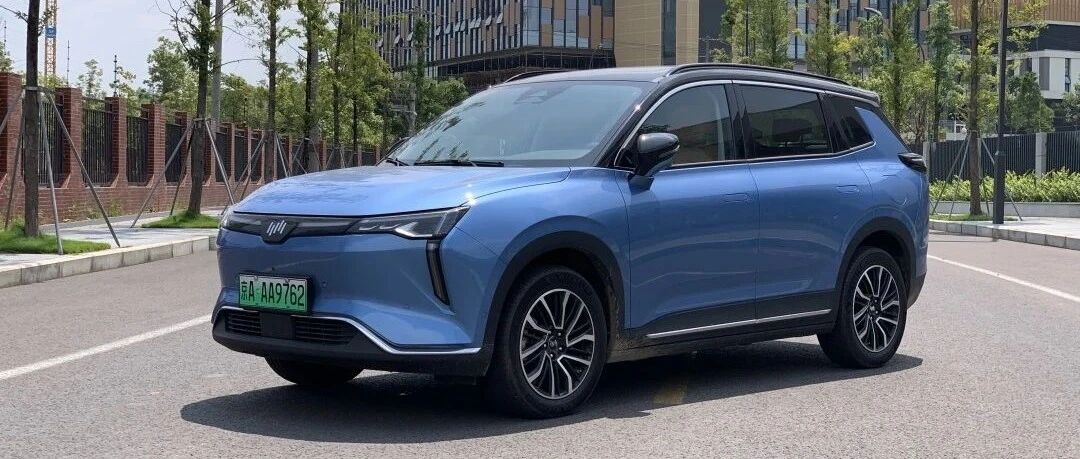 换车式升级，威马EX5三年车主“喜提”威马W6，福利真香