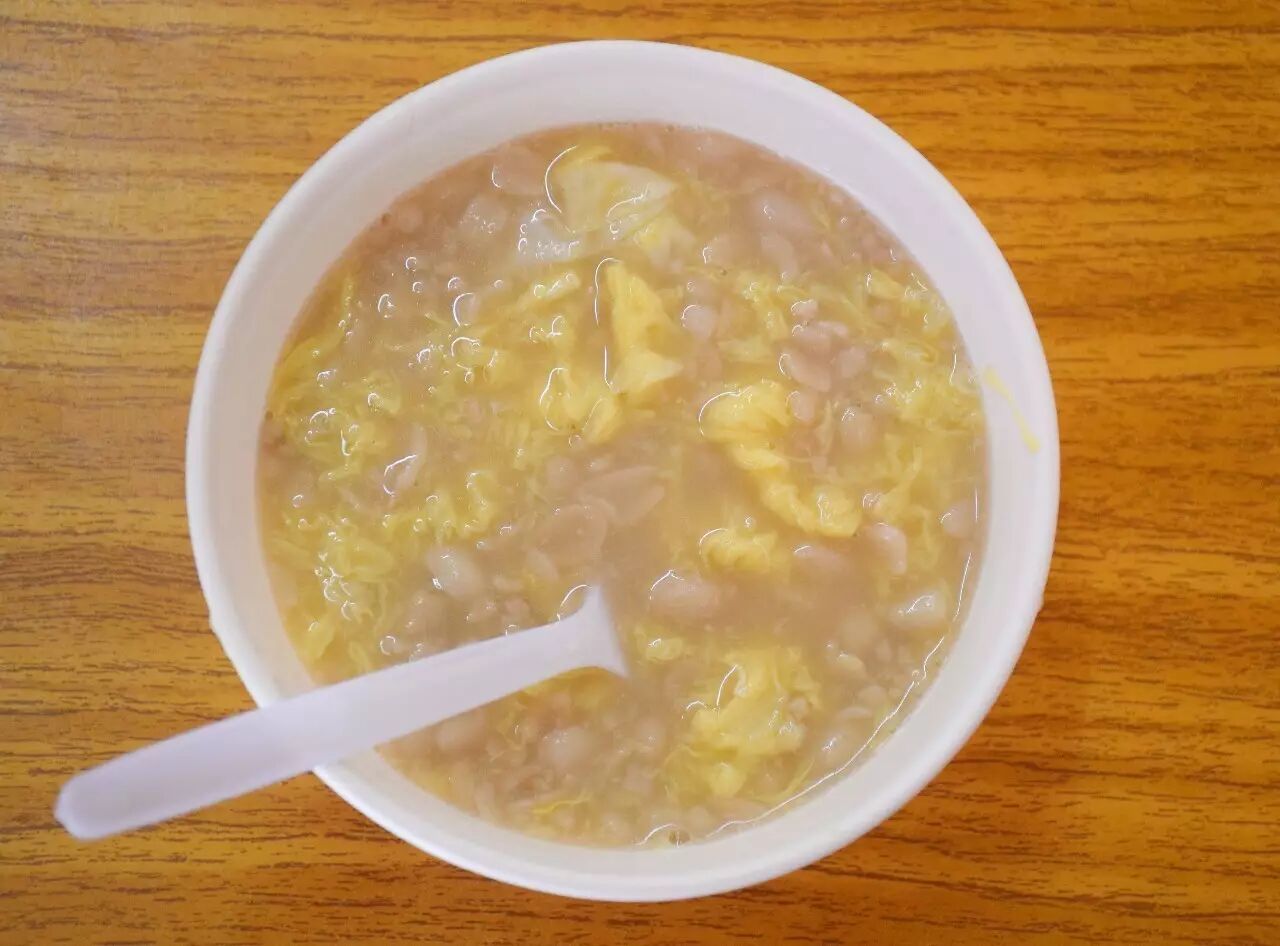 思北花生汤,一碗60年|食客