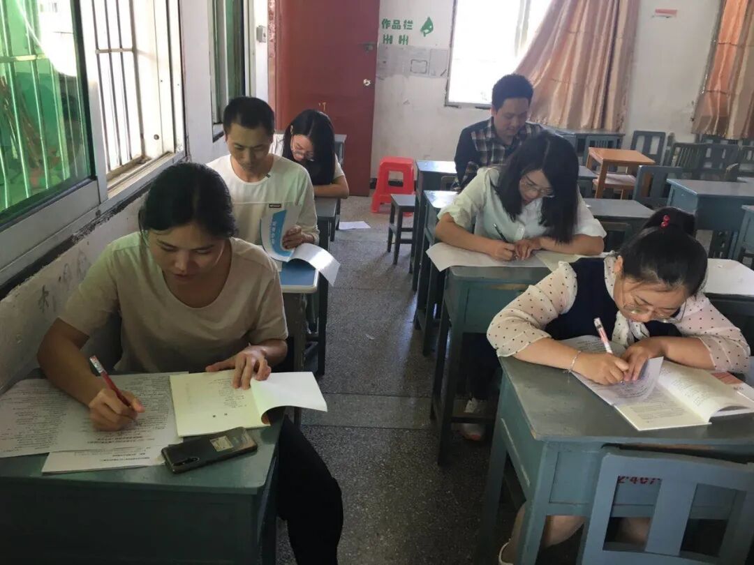 读课标问初心练精兵担使命仙游私立一中举行教师课标解读测试活动