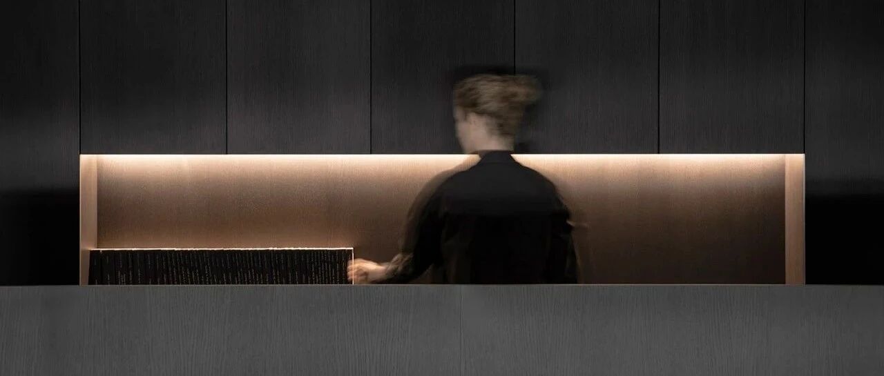 明与暗的平衡·阴翳礼赞 / Francesc Rife 新作