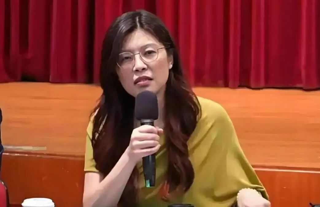 郑丽文高喊要拜访高市早苗