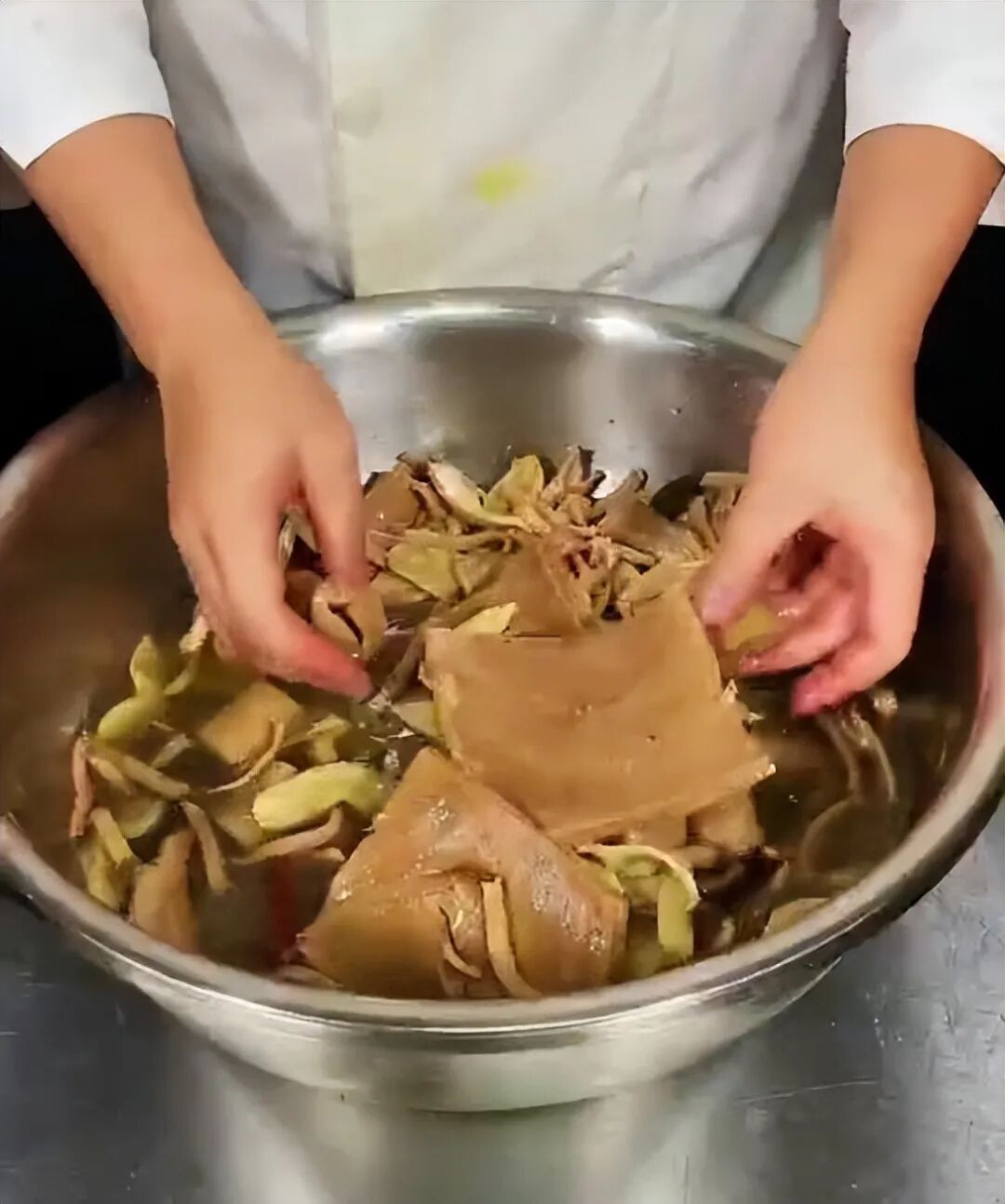 雅客手撕素肉制作方法