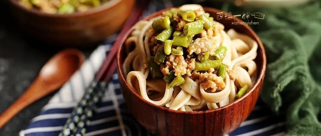 土豆变面条，劲道爽滑，好吃还不胖~