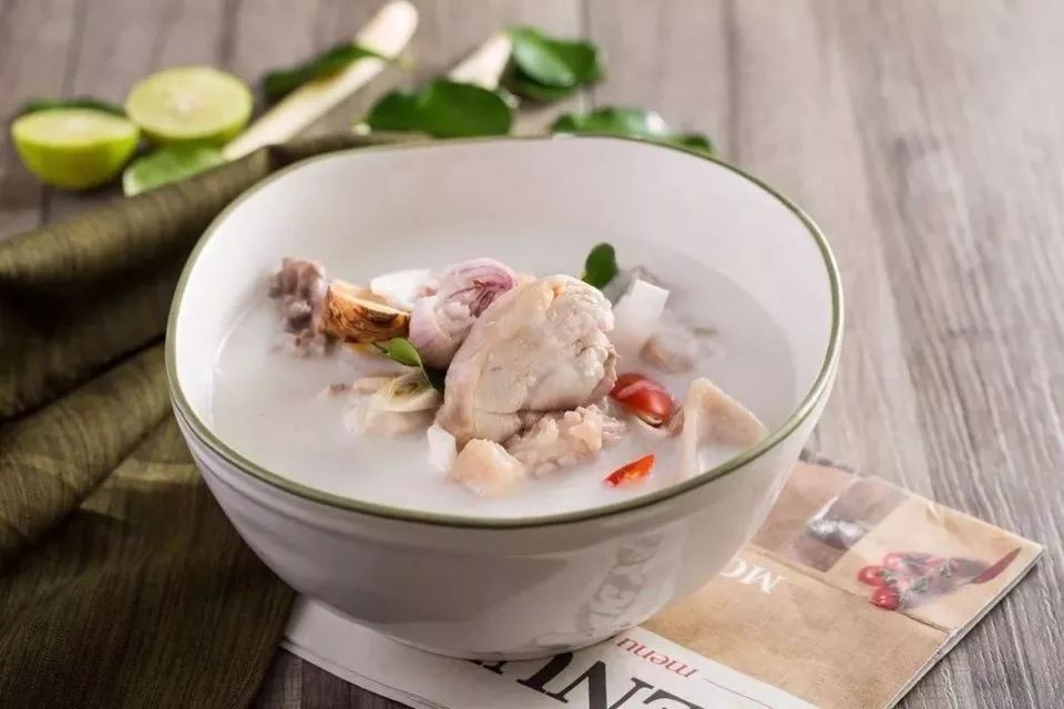 备孕垫枕头的方法图_备孕枕头垫在腰下有什么作用_备孕枕头放置图片