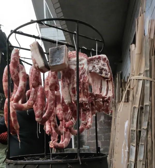 怎么感觉这衣服像P上去的-微信头条网 怎么感觉这衣服像P上去的