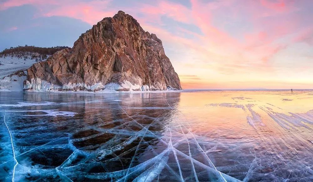 去貝加爾湖，迷醉在冬季夢幻的藍冰世界！ 新聞 第22張