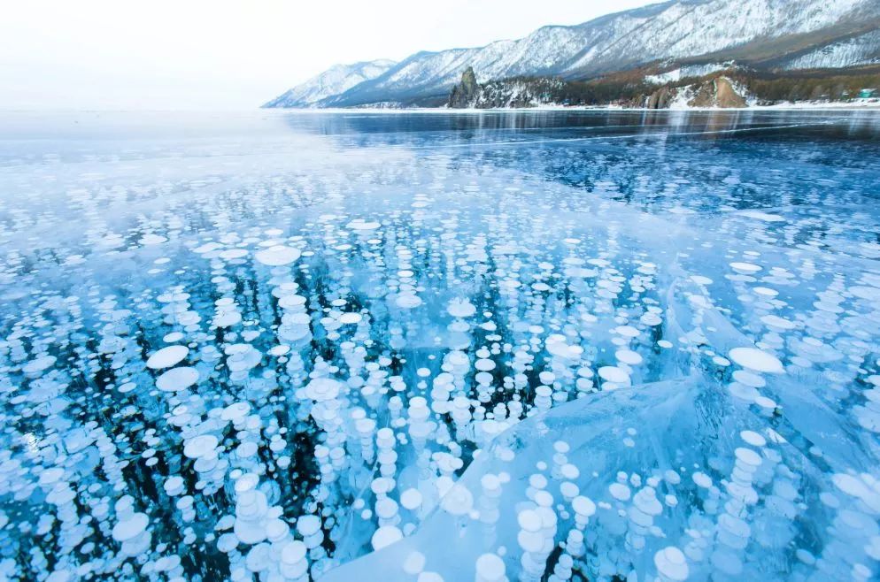 去貝加爾湖，迷醉在冬季夢幻的藍冰世界！ 新聞 第13張