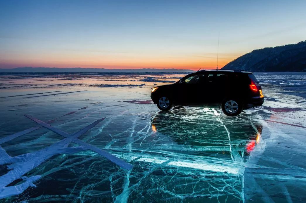 去貝加爾湖，迷醉在冬季夢幻的藍冰世界! 新聞 第18張