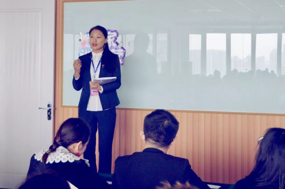 荣格《专家训练营》颜值专训走进黑龙江哈尔滨