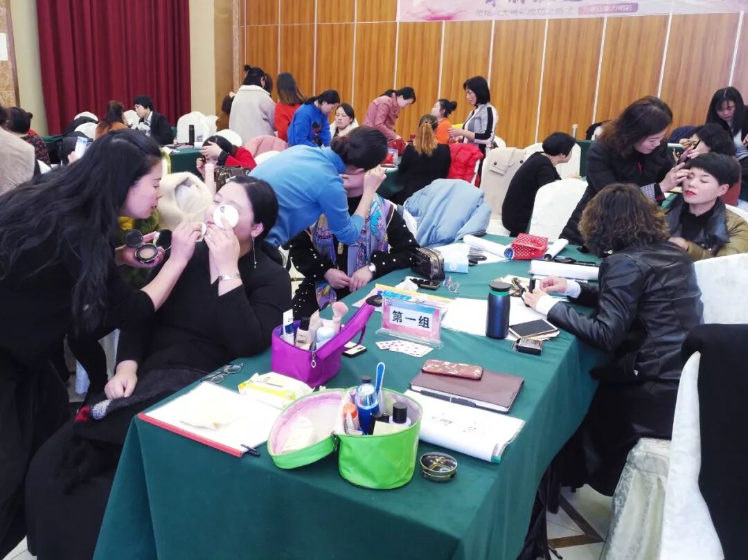 荣格《专家训练营 》山东高密颜值专训第二期圆满落幕