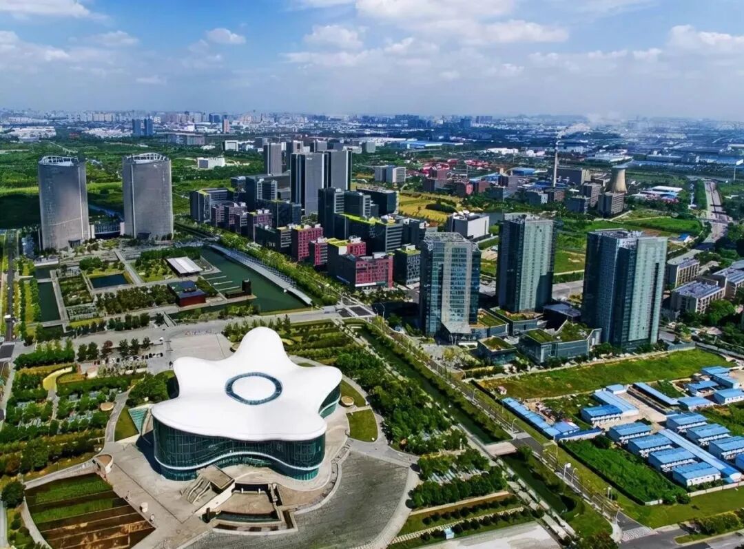 無(wú)錫高新區(qū)，圖源：中國(guó)經(jīng)濟(jì)信息社江蘇中心.jpeg