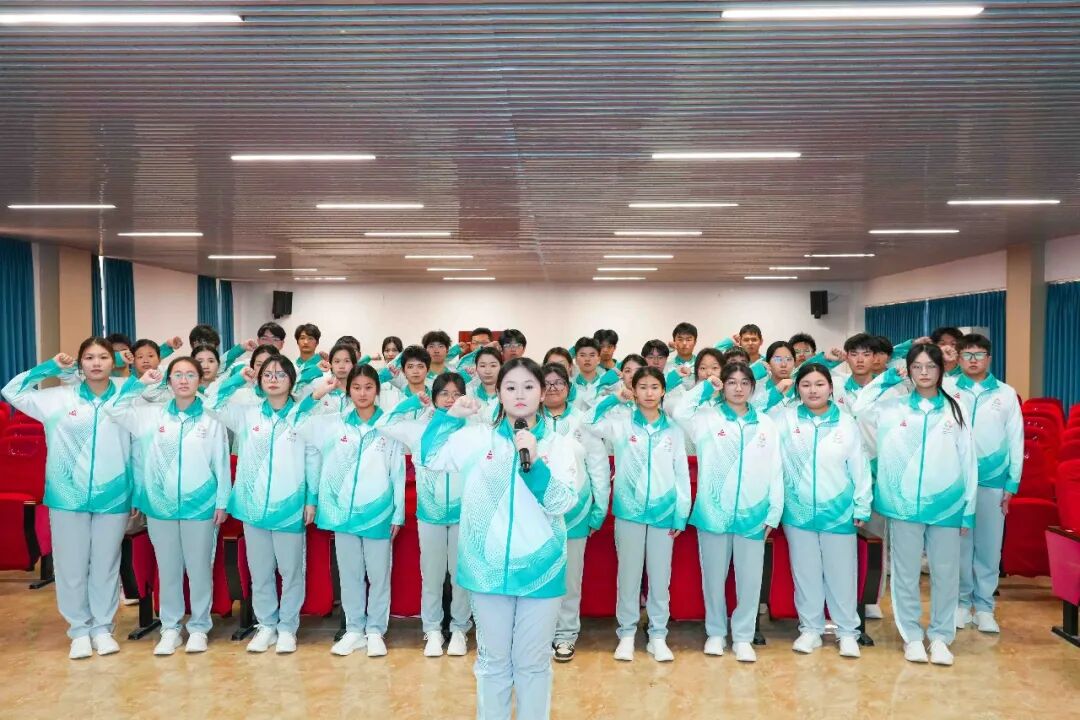 屏幕截图 2025-11-28 232419(1).png