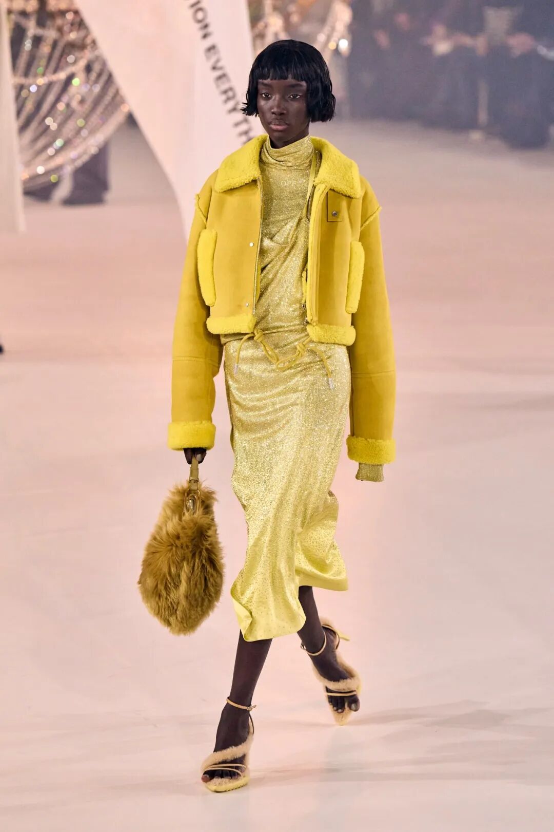 流行趋势|2022秋冬色彩报告(图24)