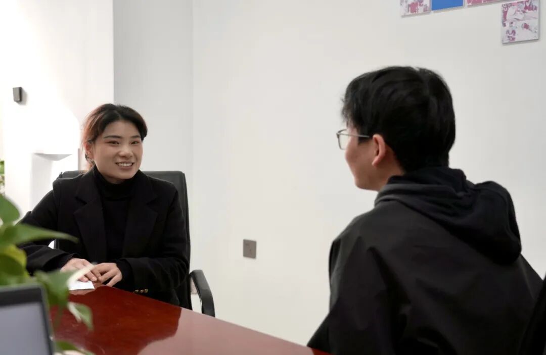 学院资讯 | 以赛赋能强本领 匠心育人筑根基 —— 财经商贸学院2025年辅导员素质能力大赛圆满落幕 第 3 张