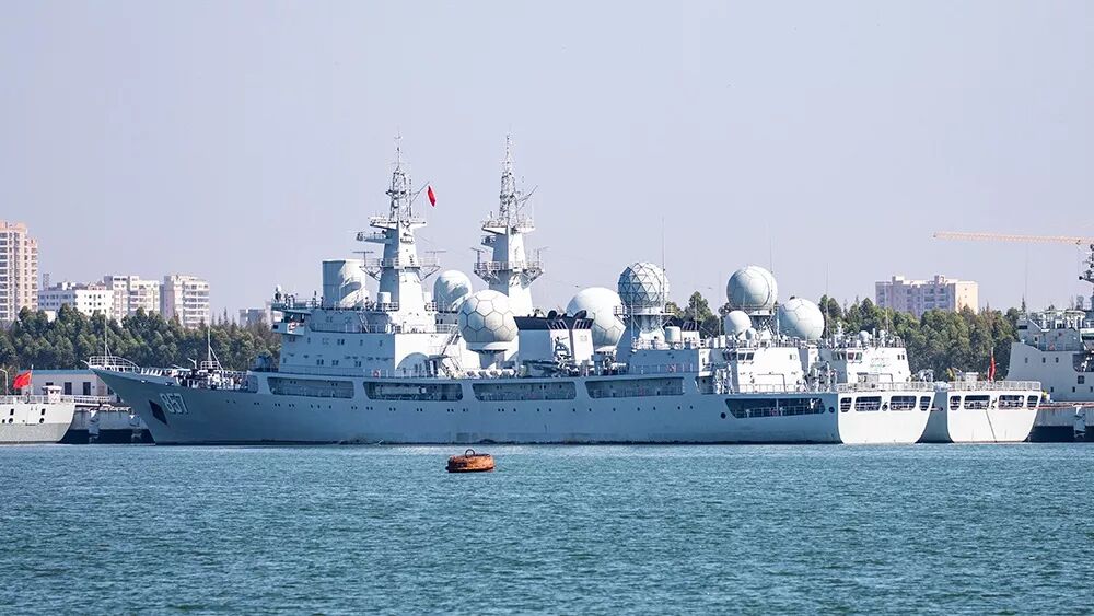 我国海军815a型电子侦察舰,电子侦察船是在复杂的现代电磁环境条件下