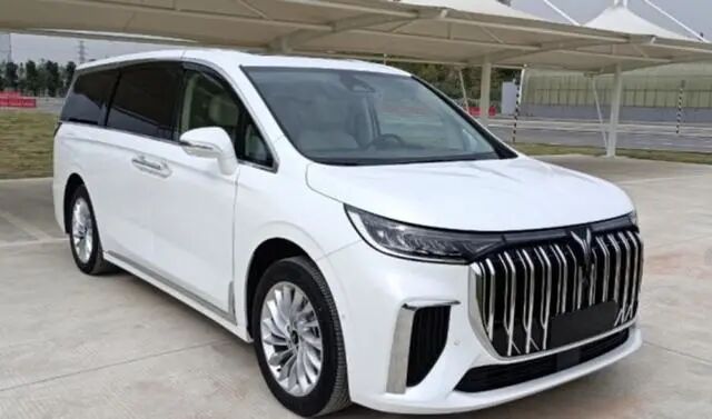 五菱宏光被游戲收錄；哪吒10萬臺；萬達賣車；濰柴發(fā)動機熱效率51%；奔馳今年引入21款車的圖6