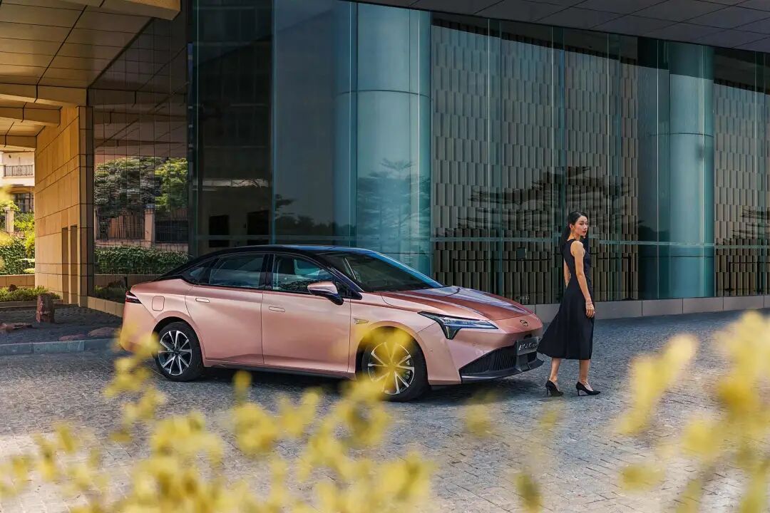 車企銷量榜大調整；長城進軍重卡；五菱127萬；現代自研芯片；法拉利SUV曝光；小鵬新專利的圖6