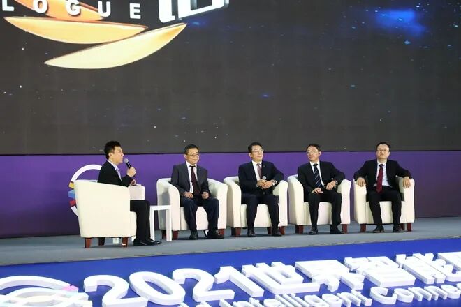 小鵬輔助駕駛撞車；恒大千名員工轉移；王曉秋：不做自駕就是死；新能源注冊187萬；集度開始智駕研發的圖3