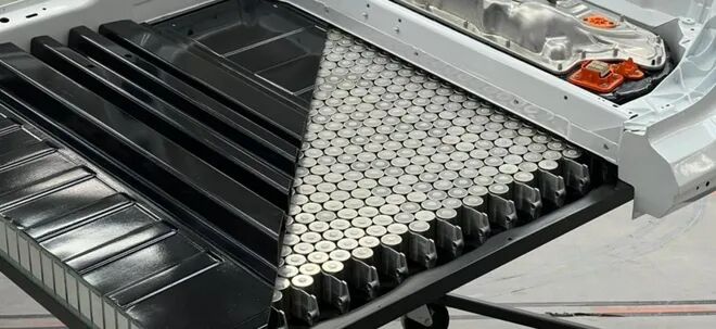 恒大汽车打响攻坚战；温州特斯拉车主败了！小鹏10万；宏光敞篷曝光；万达高管换红旗的图4