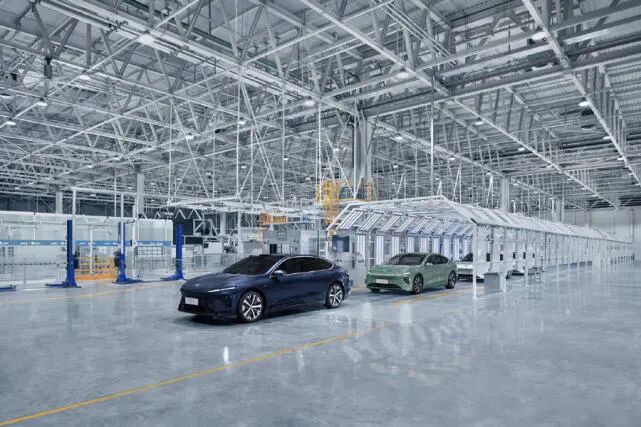 小鵬賣多虧慘；華為押寶智能汽車；日產(chǎn)推固態(tài)電池；理想不漲價；小哈換電南網(wǎng)合作；FF回應退市警示函的圖5