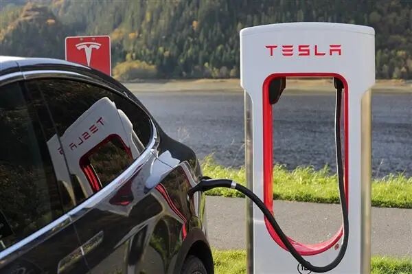 合肥回應小米落戶；汽車測試場第一股；修電池10多萬；小鵬P7超A4；賈躍亭再被強制執行超40億的圖6